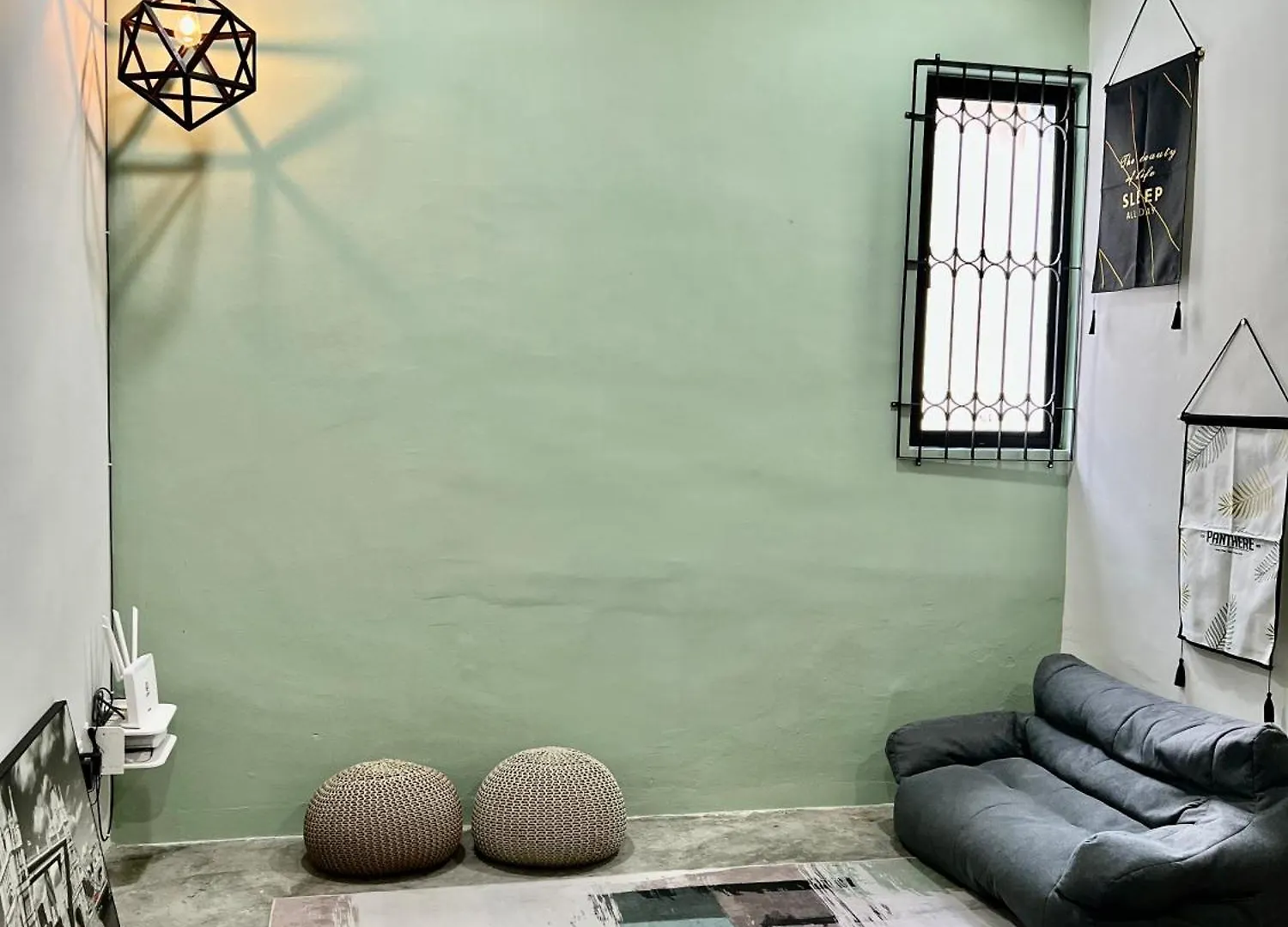 Pure Essence Retreat Homestay - Taman Pelangi , Pelangi , Jalan Hijau Muda , Johor Bahru Town