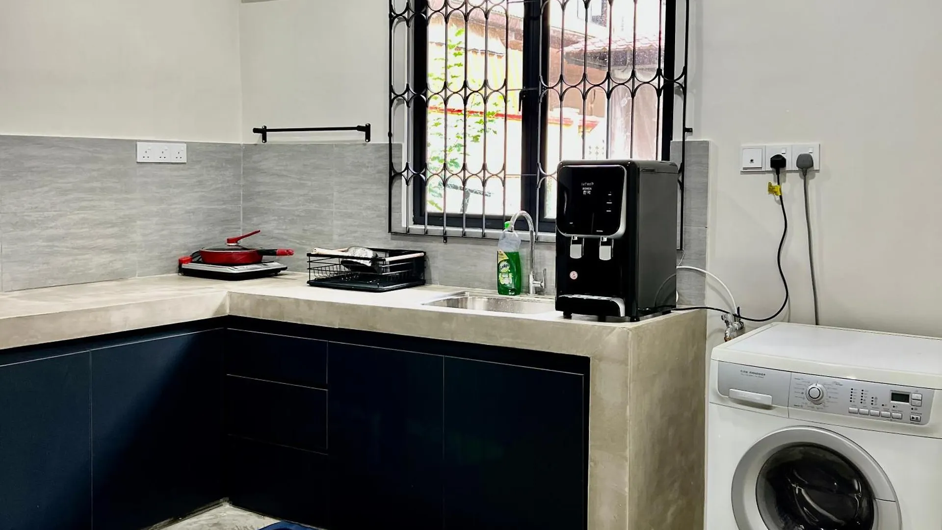 Pure Essence Retreat Homestay - Taman Pelangi , Pelangi , Jalan Hijau Muda , Johor Bahru Town Holiday home